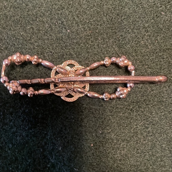 Small Lilla Rose clip - Picture 2 of 5